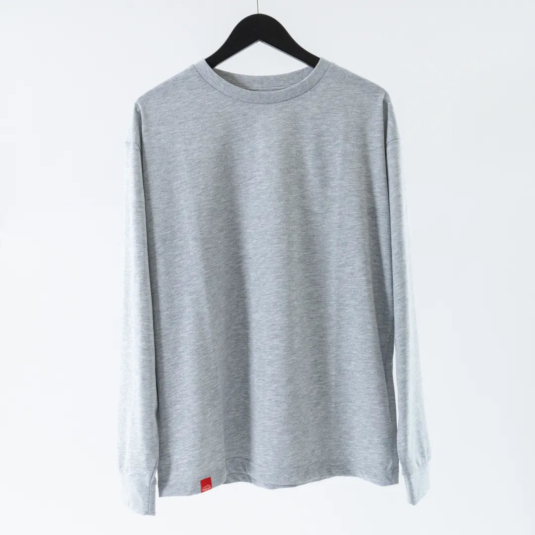 長袖Tシャツ無地 / トップス